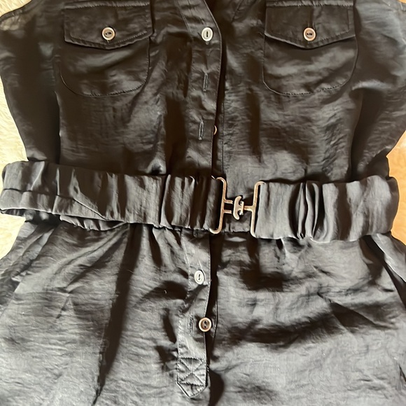 Studio Y black sleeveless dress with elastic belt and has pockets - Picture 2 of 5